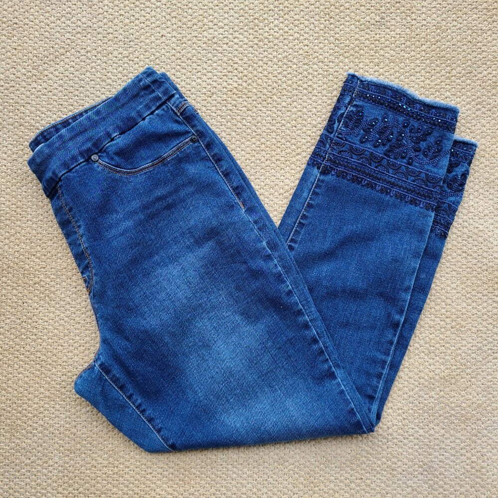 TRIBAL JEANS: Mid-Rise Ankle Jeggings w/ Embroidered Beaded Cuff‎